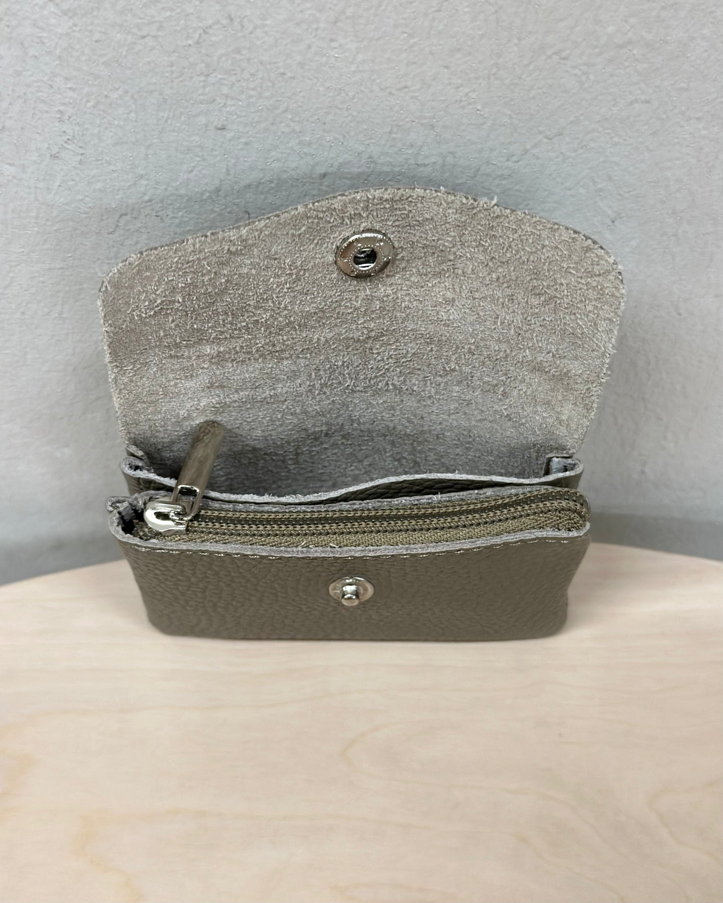 Geldbörse Small in Taupe