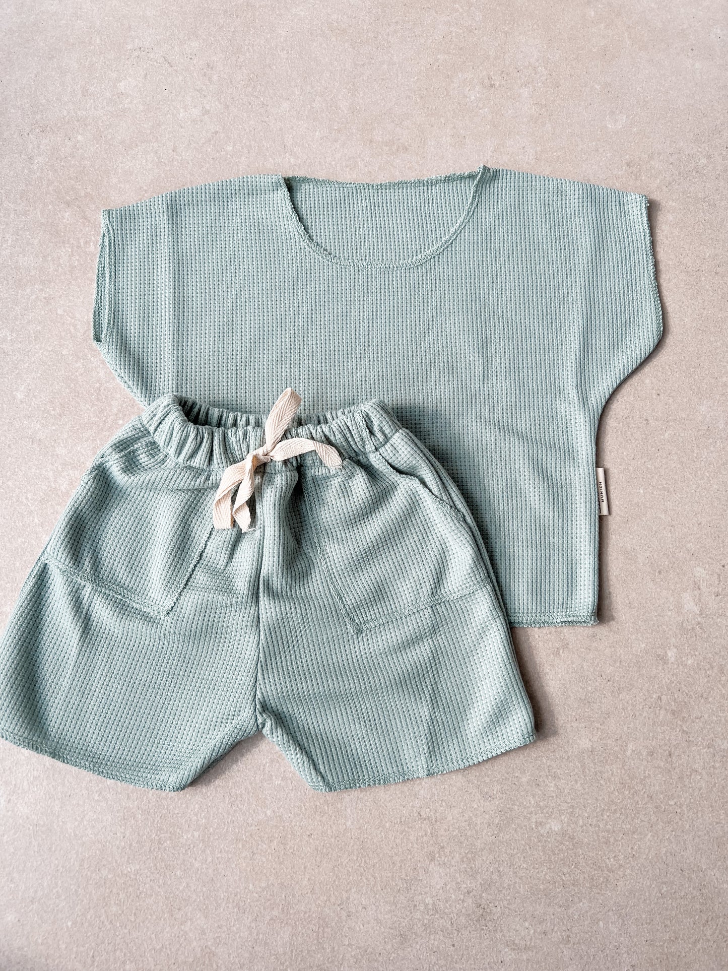 WAFFLE OVERSIZE SET MINT