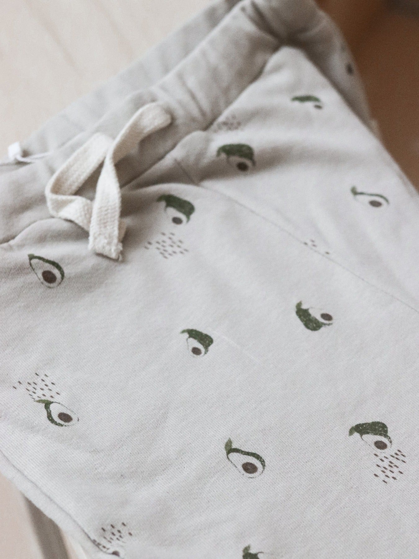 SWEAT-PANT-AVOCADOS-NOAHANDME