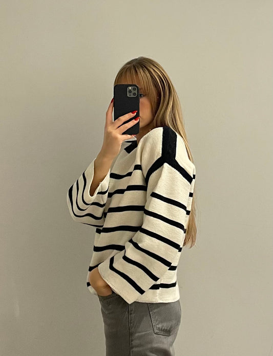 Knit Pullover Striped Black/White