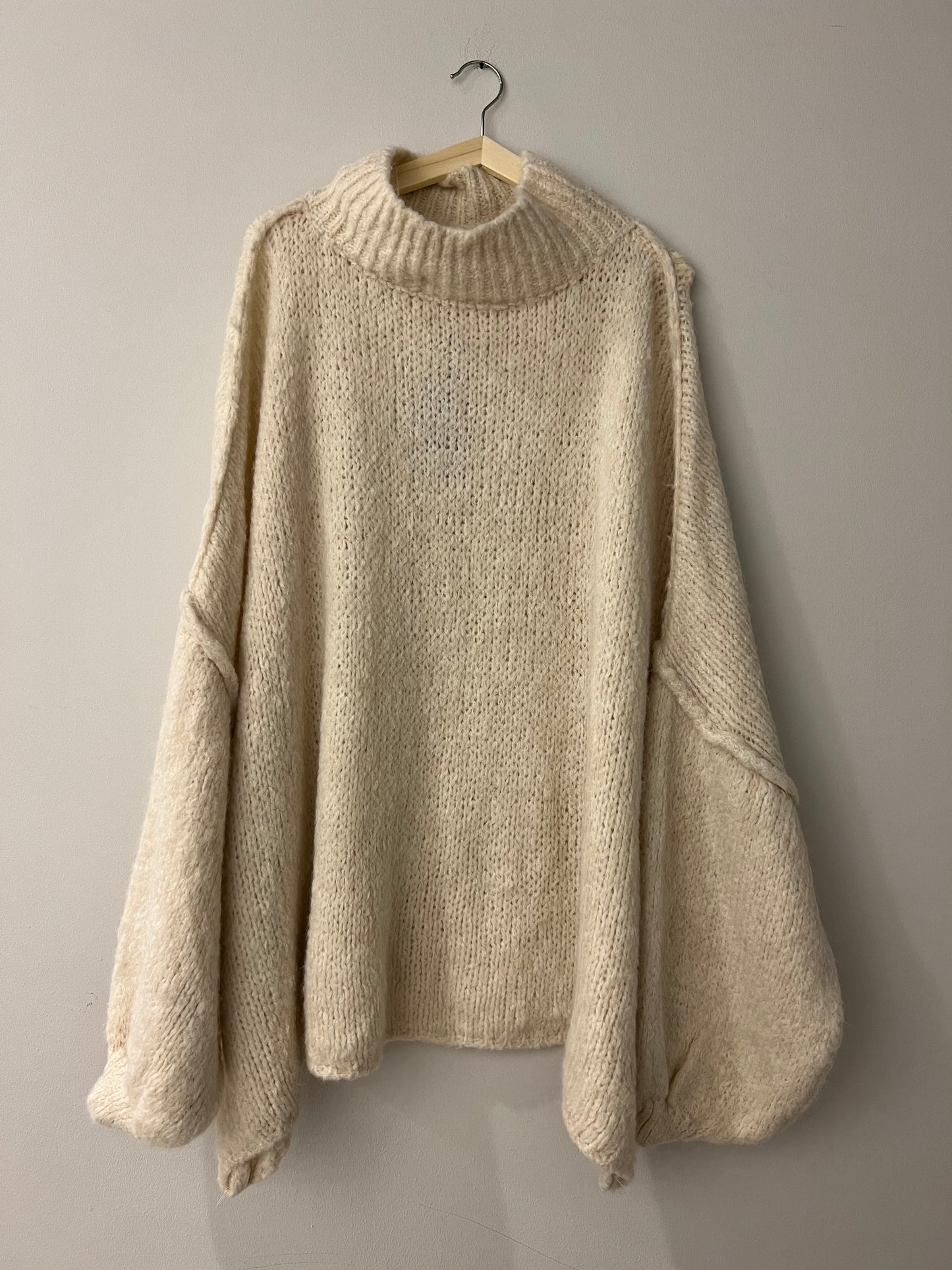 Pullover Cozy Knit High Neck Off-White