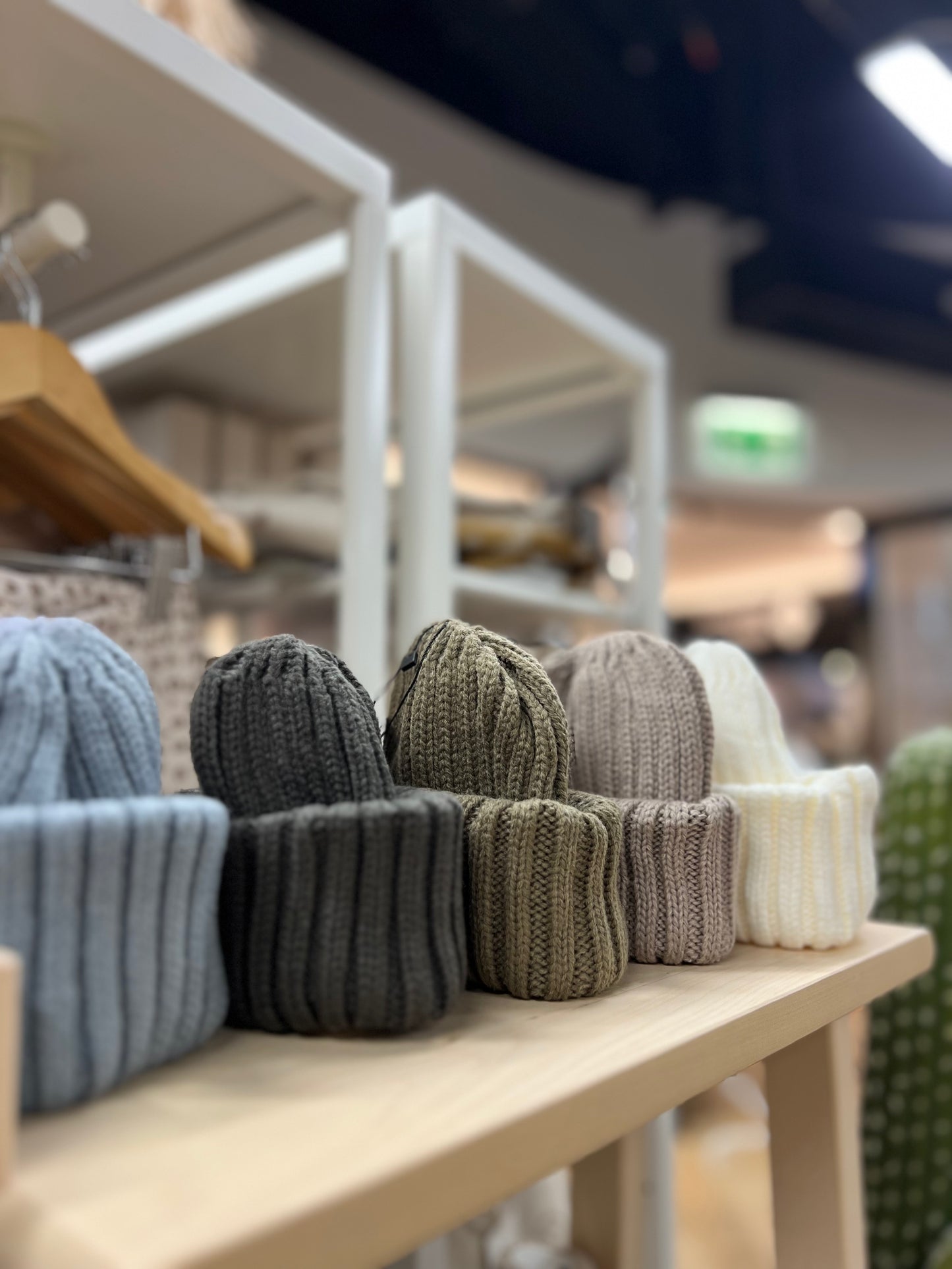 BABY/ KIDS KNIT BEANIE