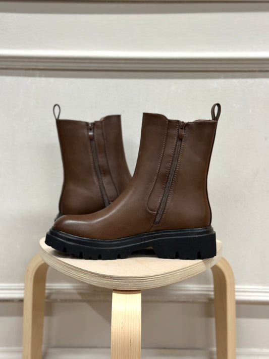 Chelsea-Boots Braun