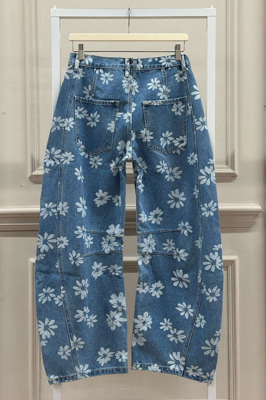 Ballon Jeans mit weißem Blumenmuster