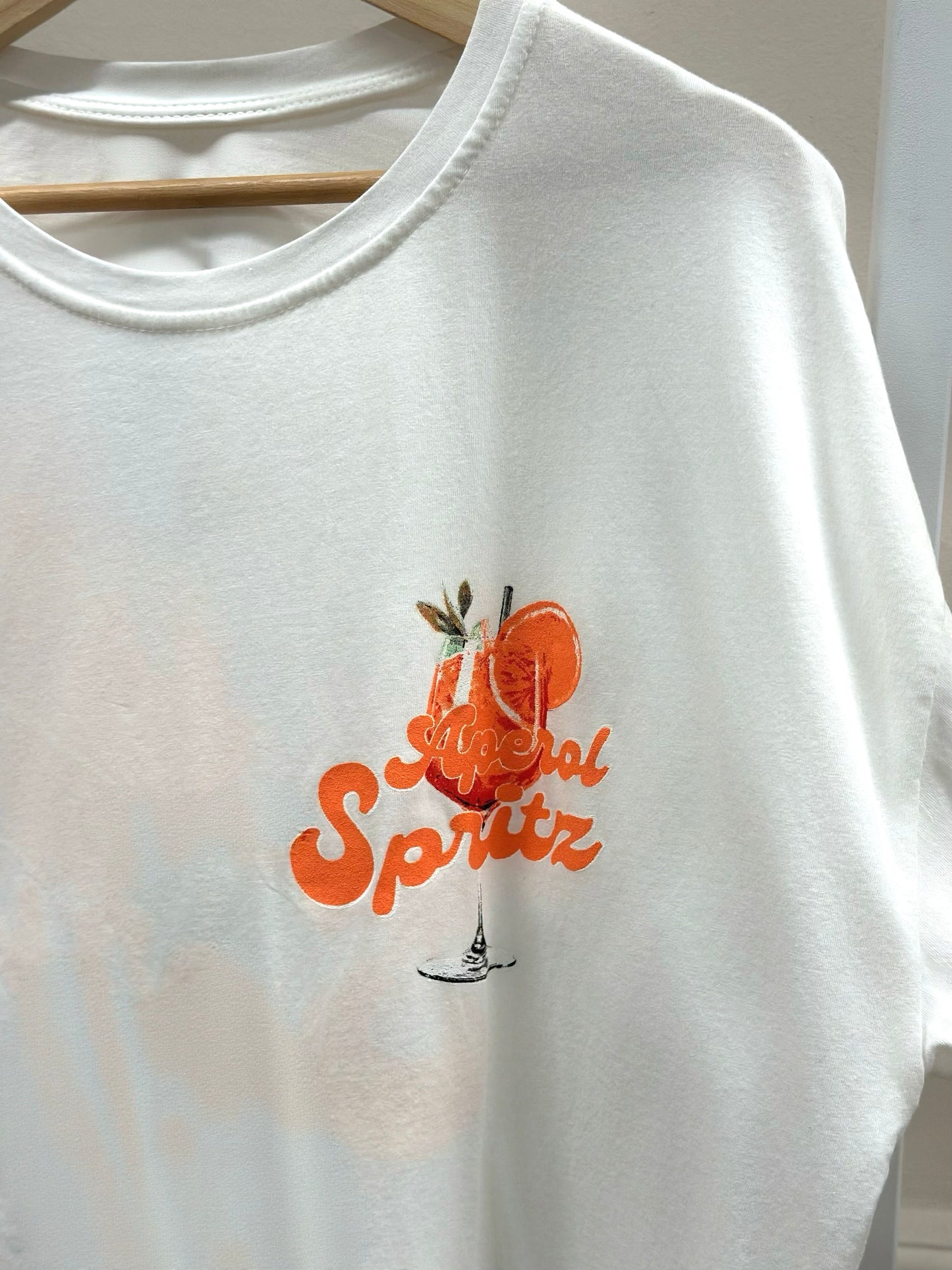 Aperol Spritz Signature Tee in Weiß