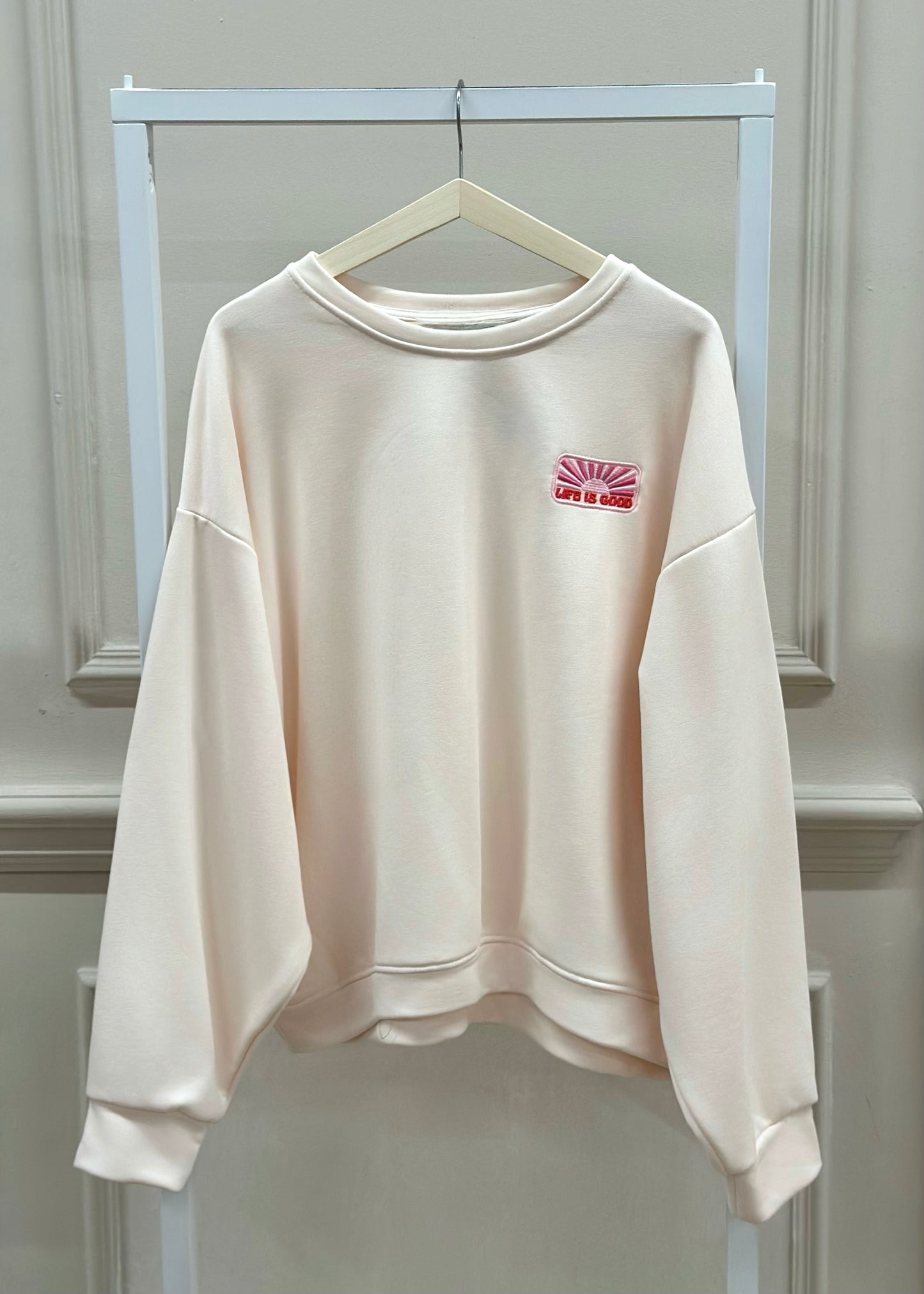 Life is Good Sweatshirt in Beige