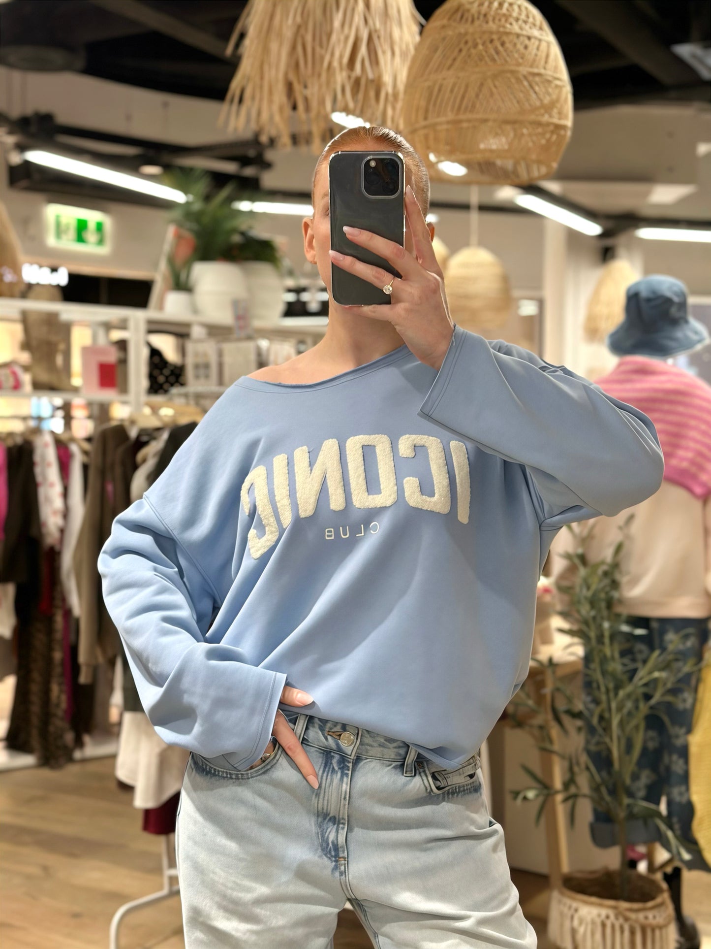 Iconic Club Sweatshirt in Blau