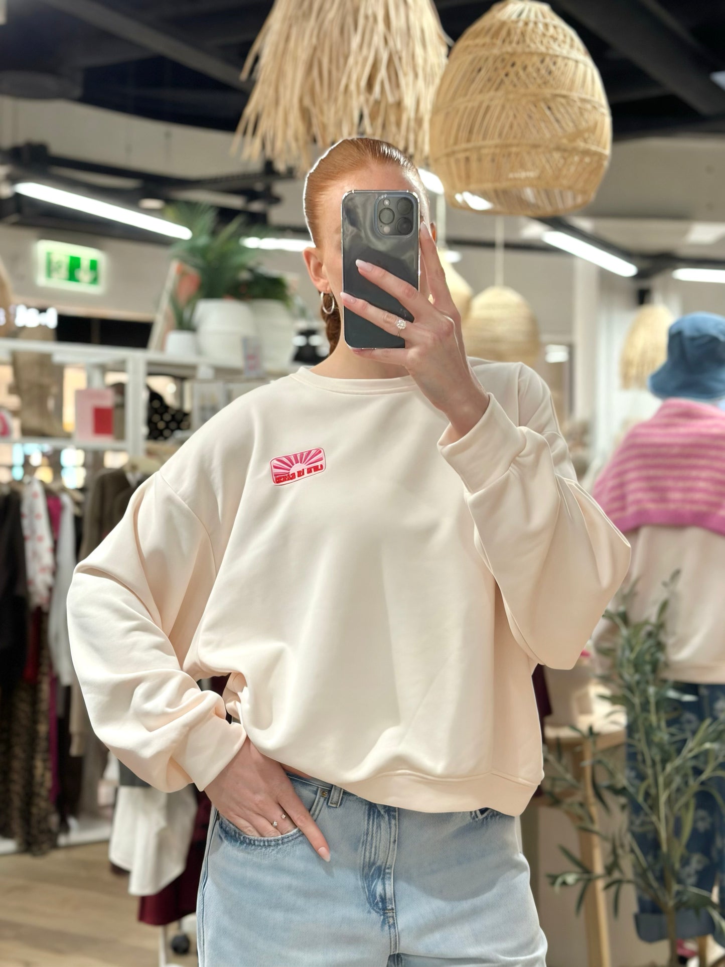 Life is Good Sweatshirt in Beige