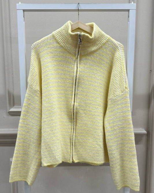 Gestreifter Strickcardigan in Gelb/Creme