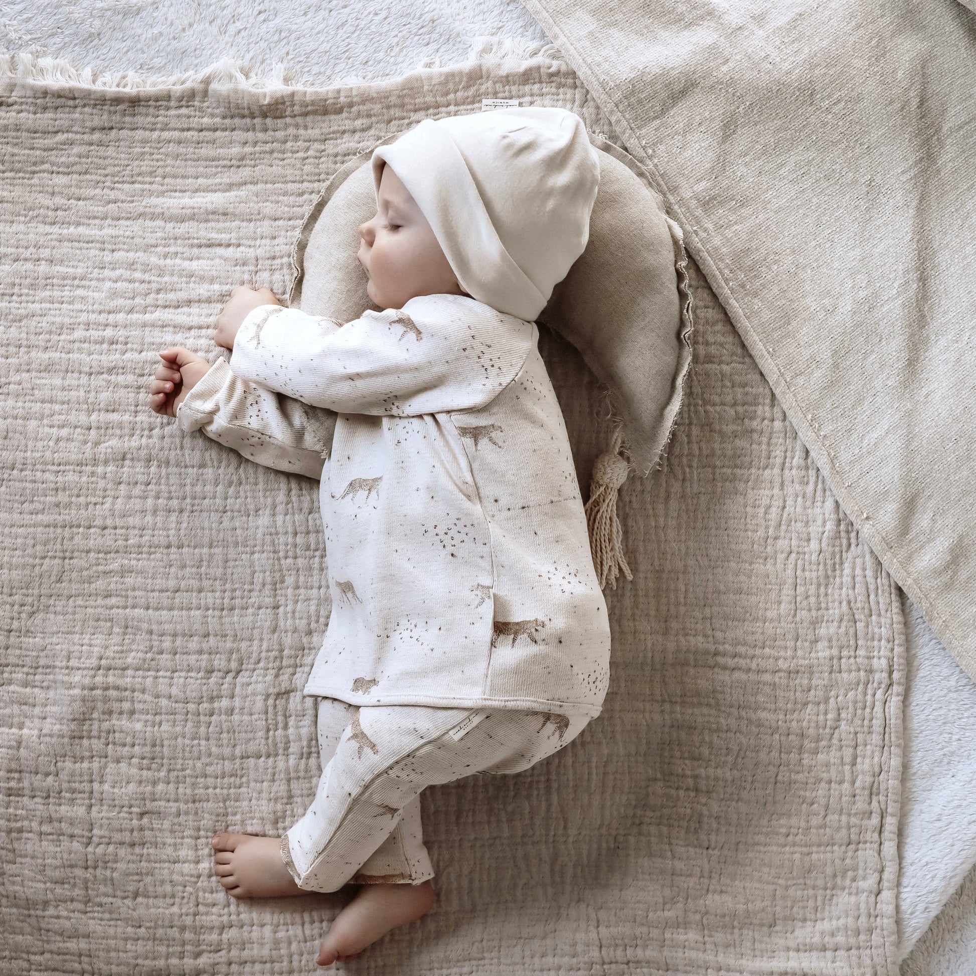 COTTON-KNIT-PANT-LEO-NOAHANDME