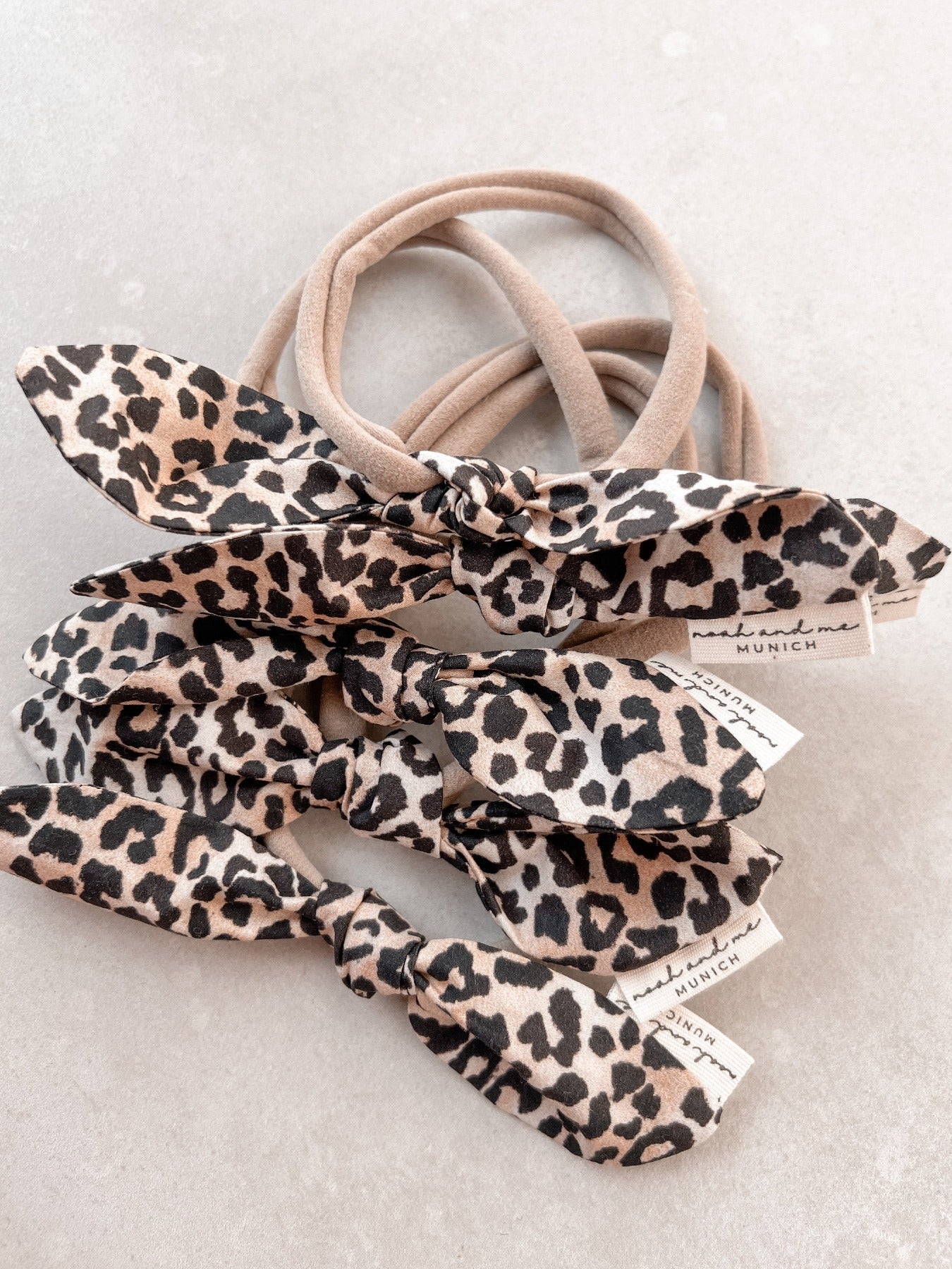 HEADBAND-BOW-LEO-NOAHANDME