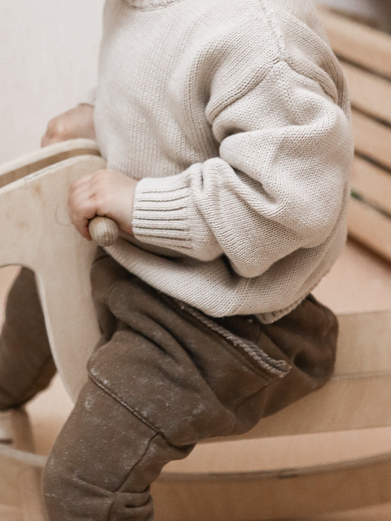 OVERSIZE-KNIT-SWEATWEAR-PURE