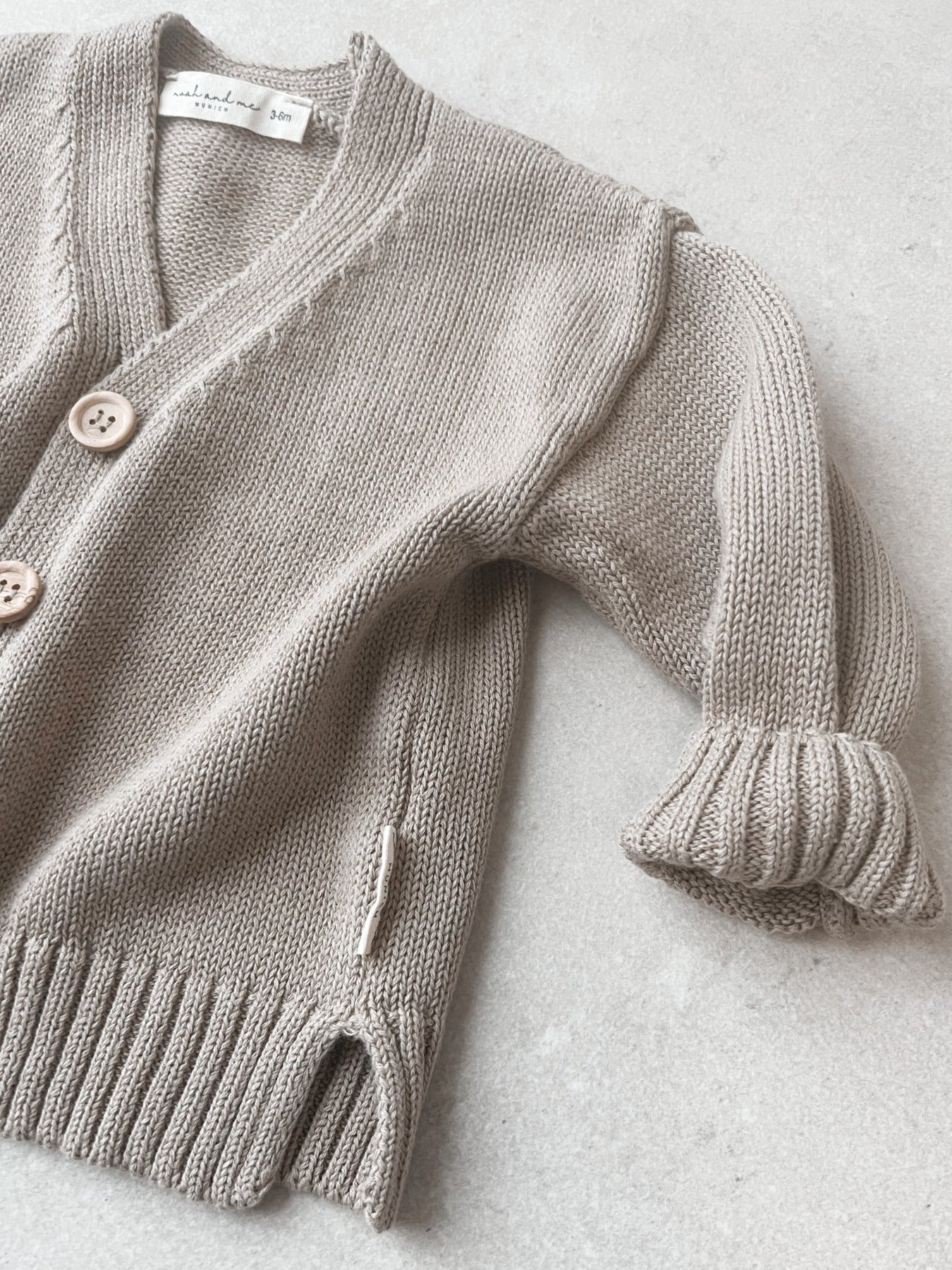 OVERSIZE-KNIT-CARDIGAN-PURE-NOAHANDME