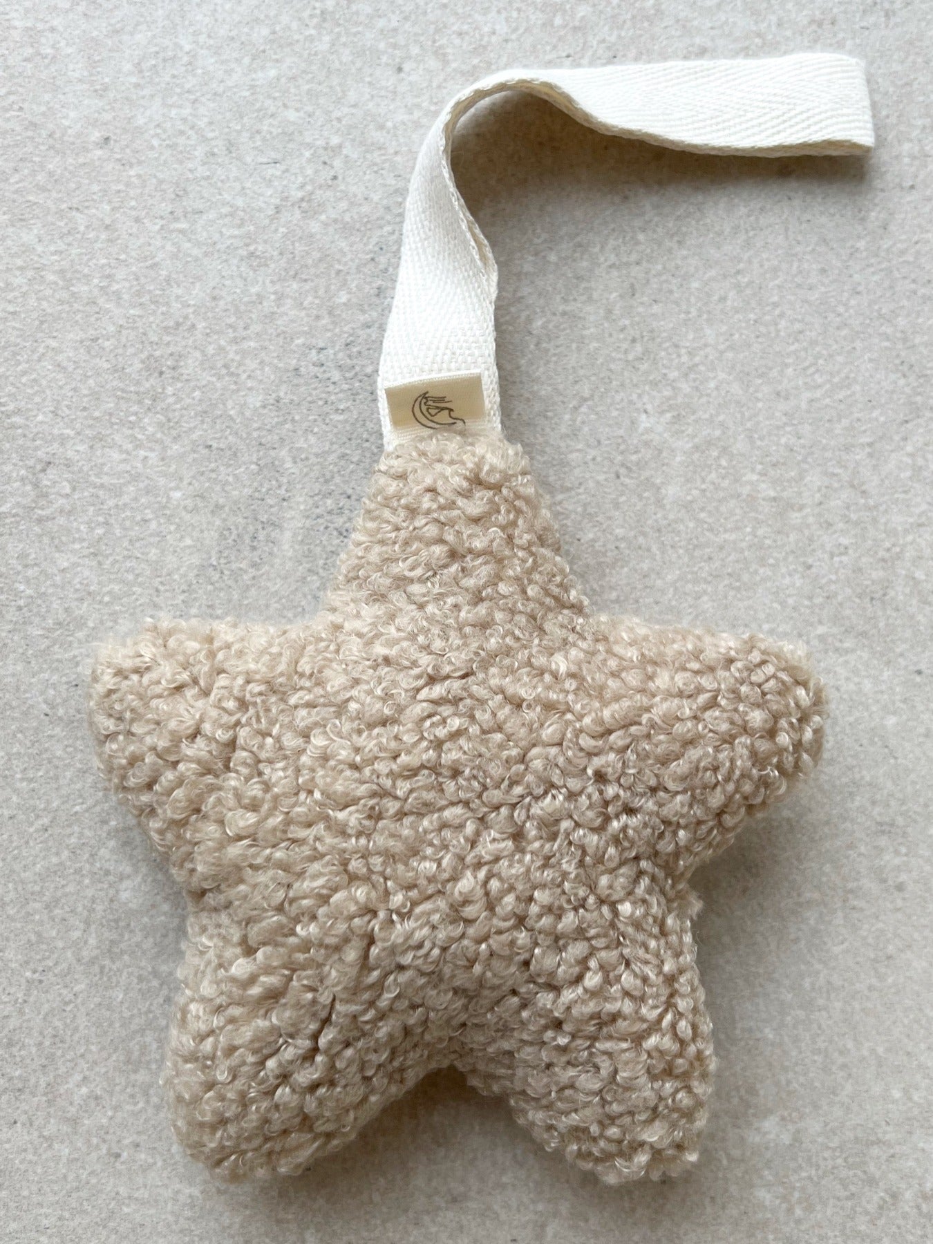 TEDDY-SCHNULLERHALTER-STAR-NOAHANDME