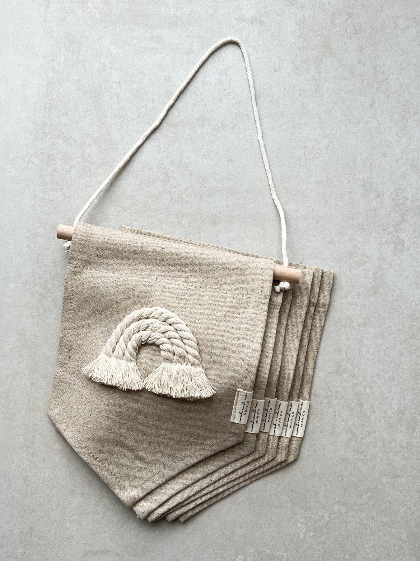 WIMPEL-LINEN-RAINBOW-NOAHANDME