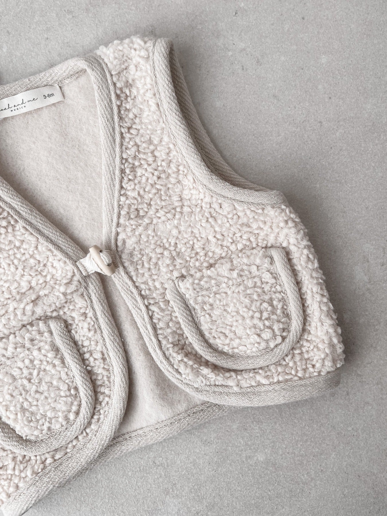 TEDDY-VEST-COZY-NOAHANDME